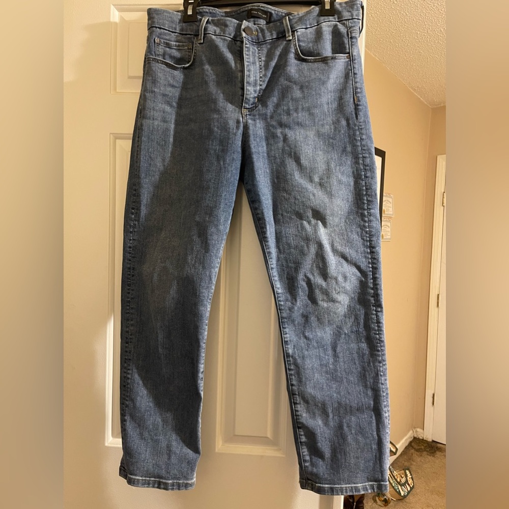 Ann Taylor Straight Crop Jean 12